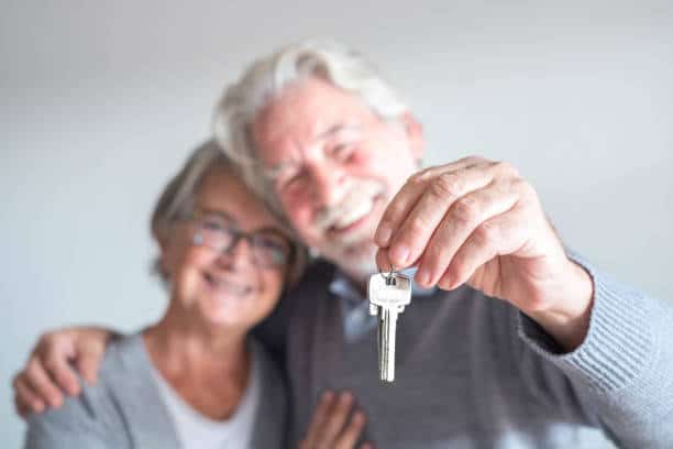 לדבר עם אנשי מקצוע